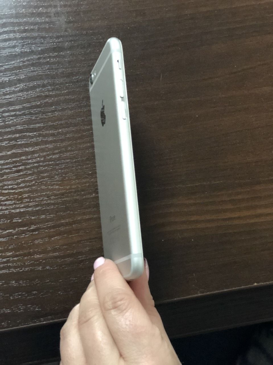 Продам iPhone 6, 16Gb Silver