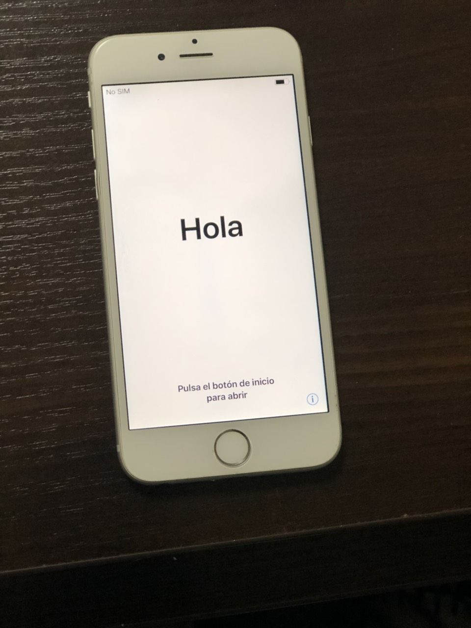 Продам iPhone 6, 16Gb Silver