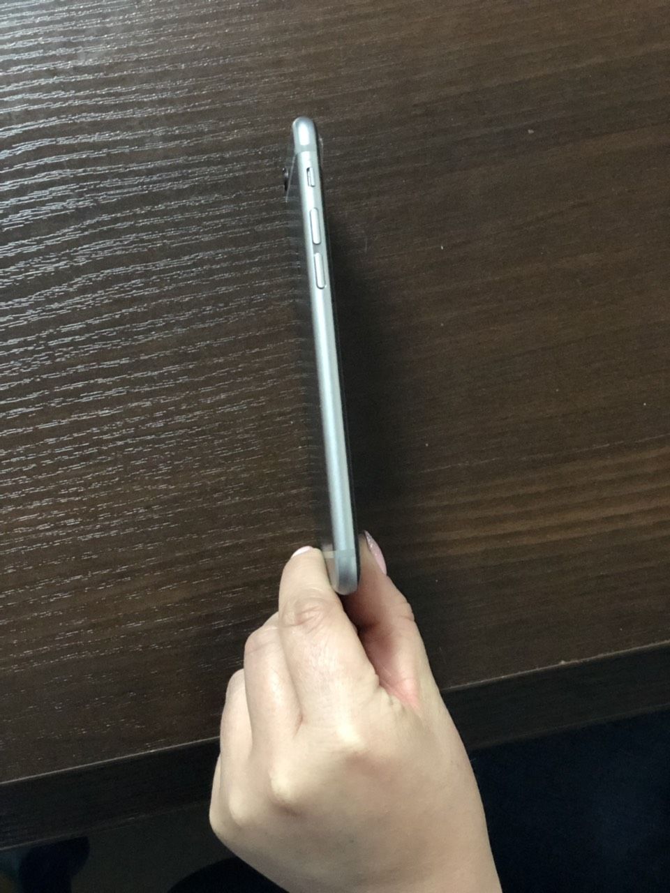 Продам iPhone 6, 16Gb Space Gray