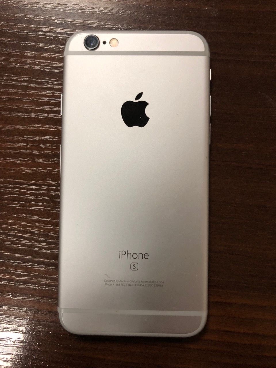 Продам iPhone 6s, 16Gb Space Gray