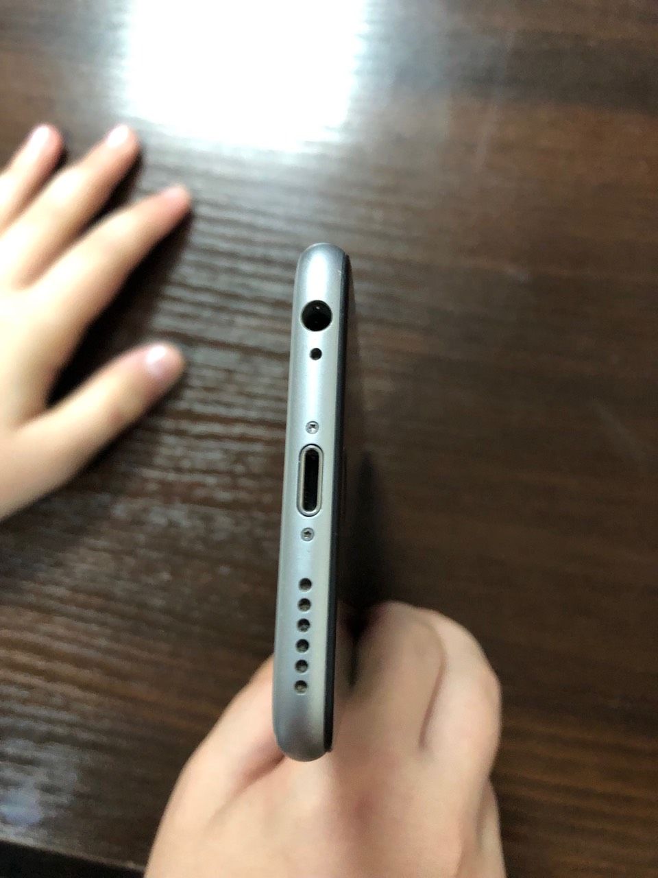 Продам iPhone 6s, 16Gb Space Gray