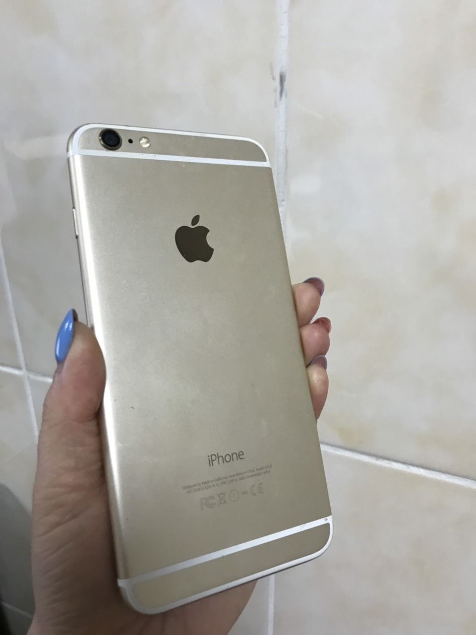 Продам iPhone 6 Plus, 16Gb Gold