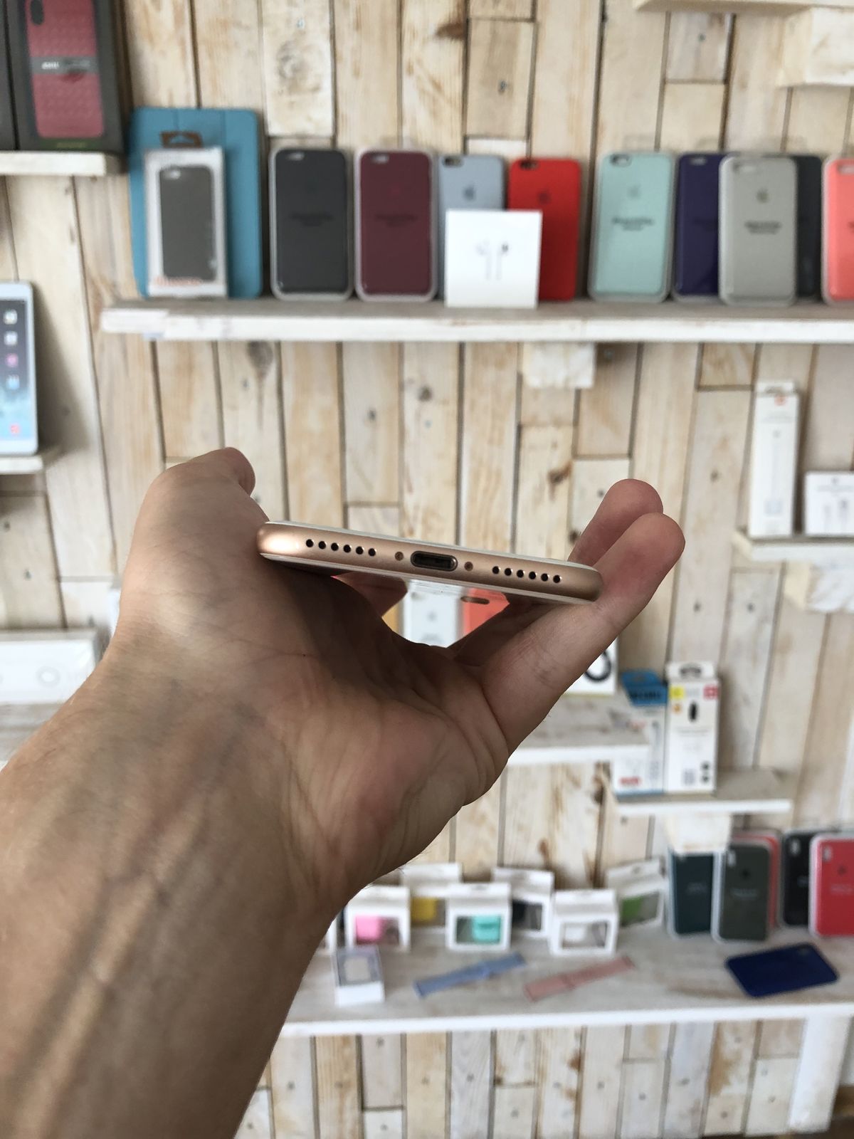 Apple iPhone 8 64GB Gold Neverlock Stan 9.9/10