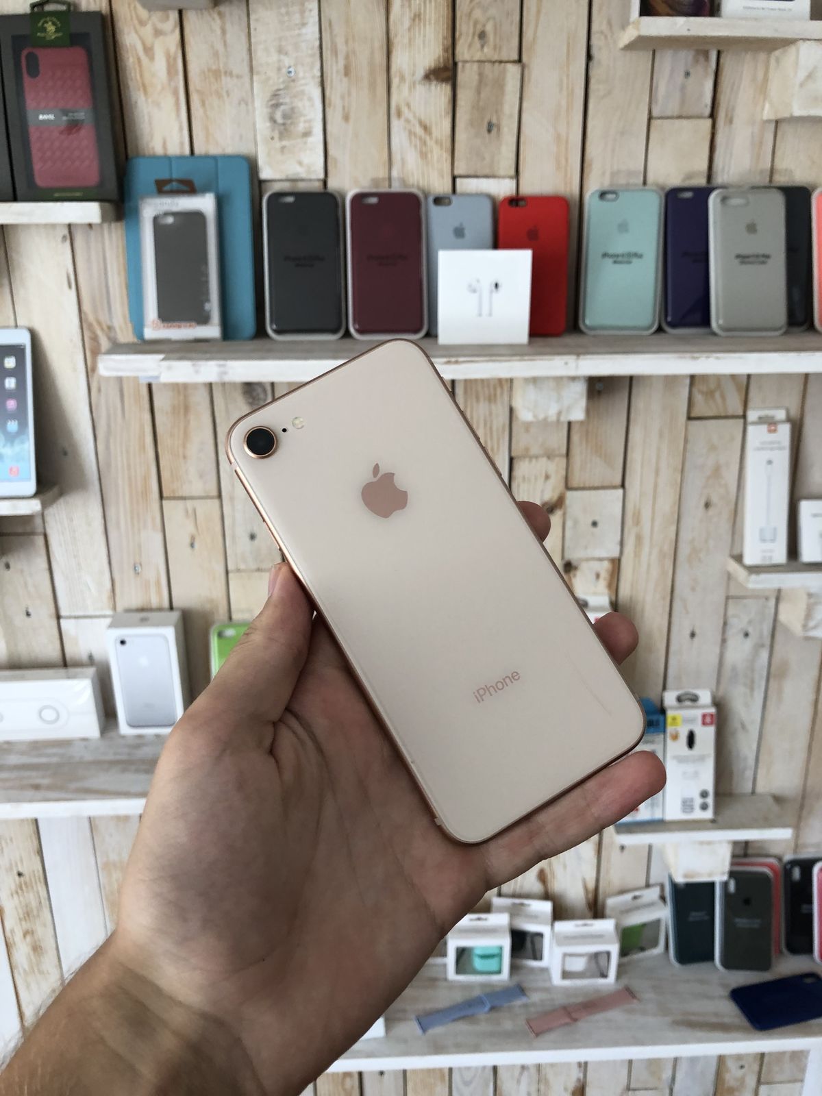Apple iPhone 8 64GB Gold Neverlock Stan 9.9/10