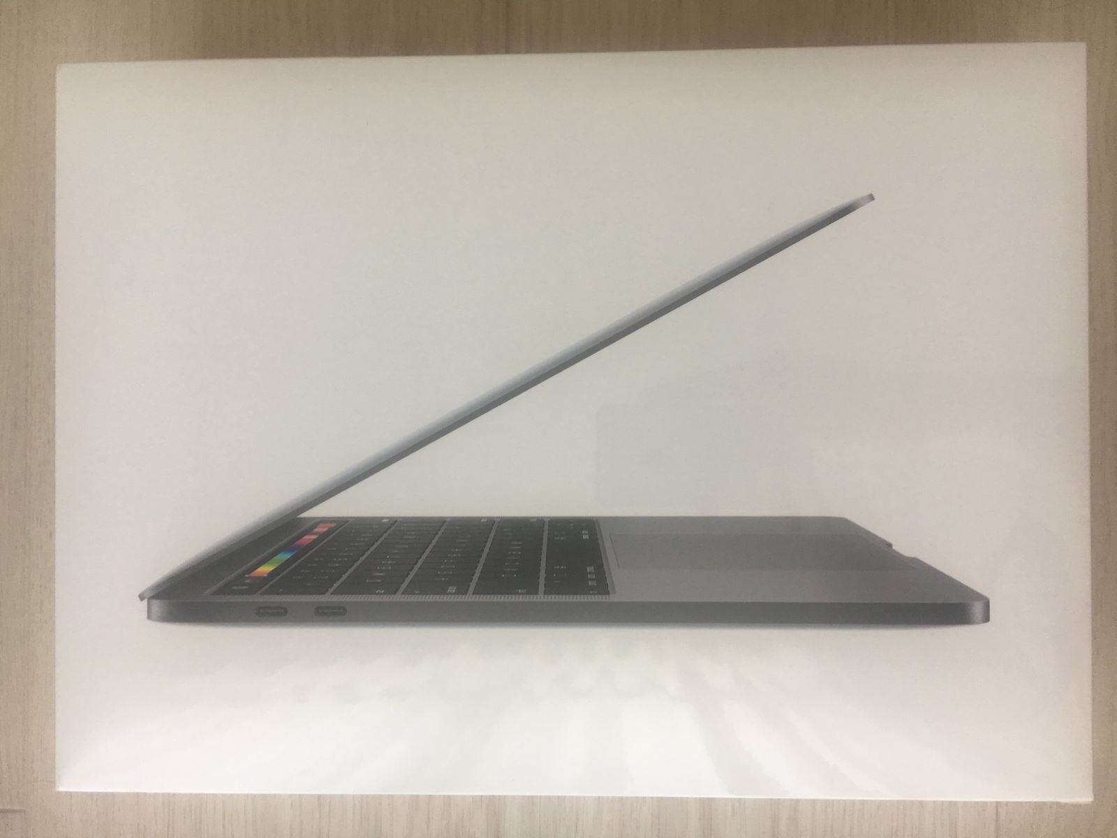 Apple MacBook Pro 13" 1.4GHz Quad Core i5 8GB 256GB (MUHP2)