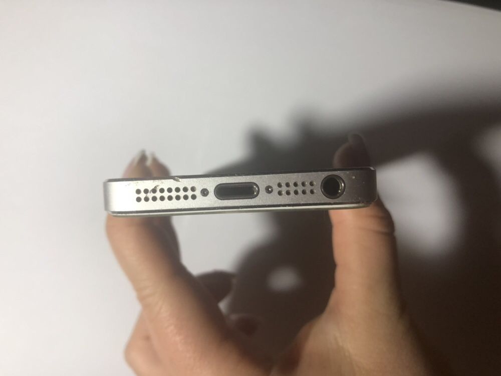 Iphone5s в хорошем состоянии