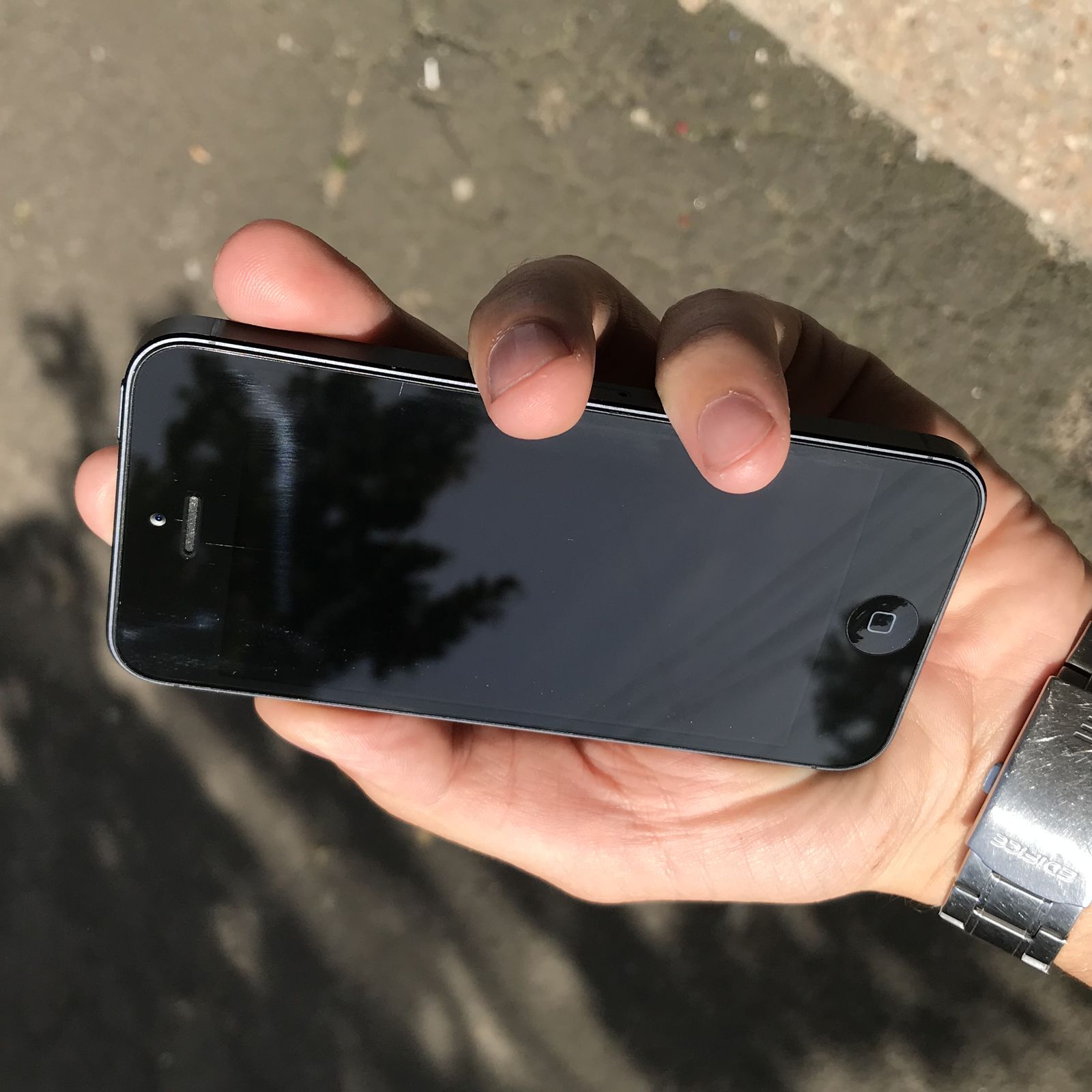 Apple iPhone 5 16Gb Black Neverlock 