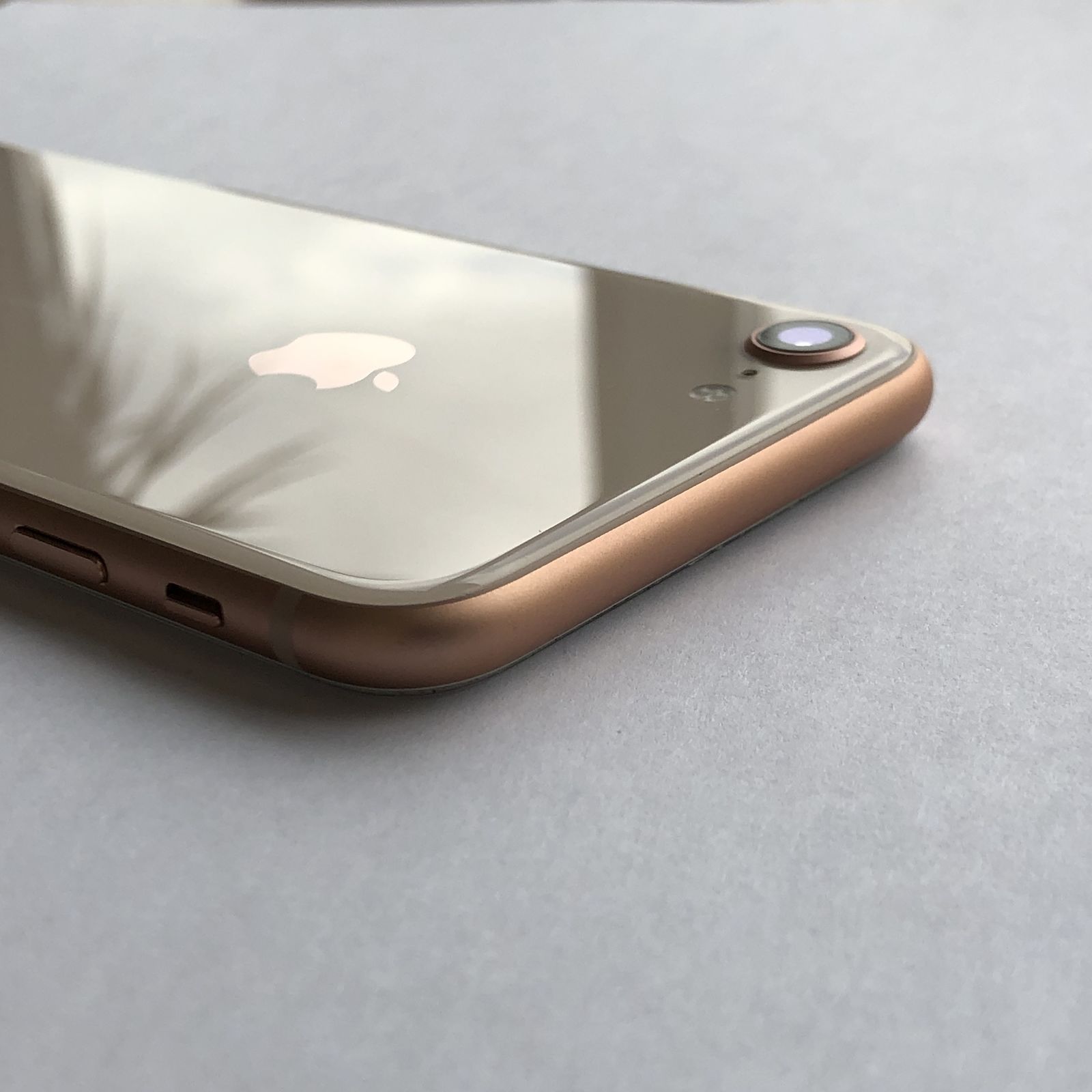 iPhone 8 64 Gold