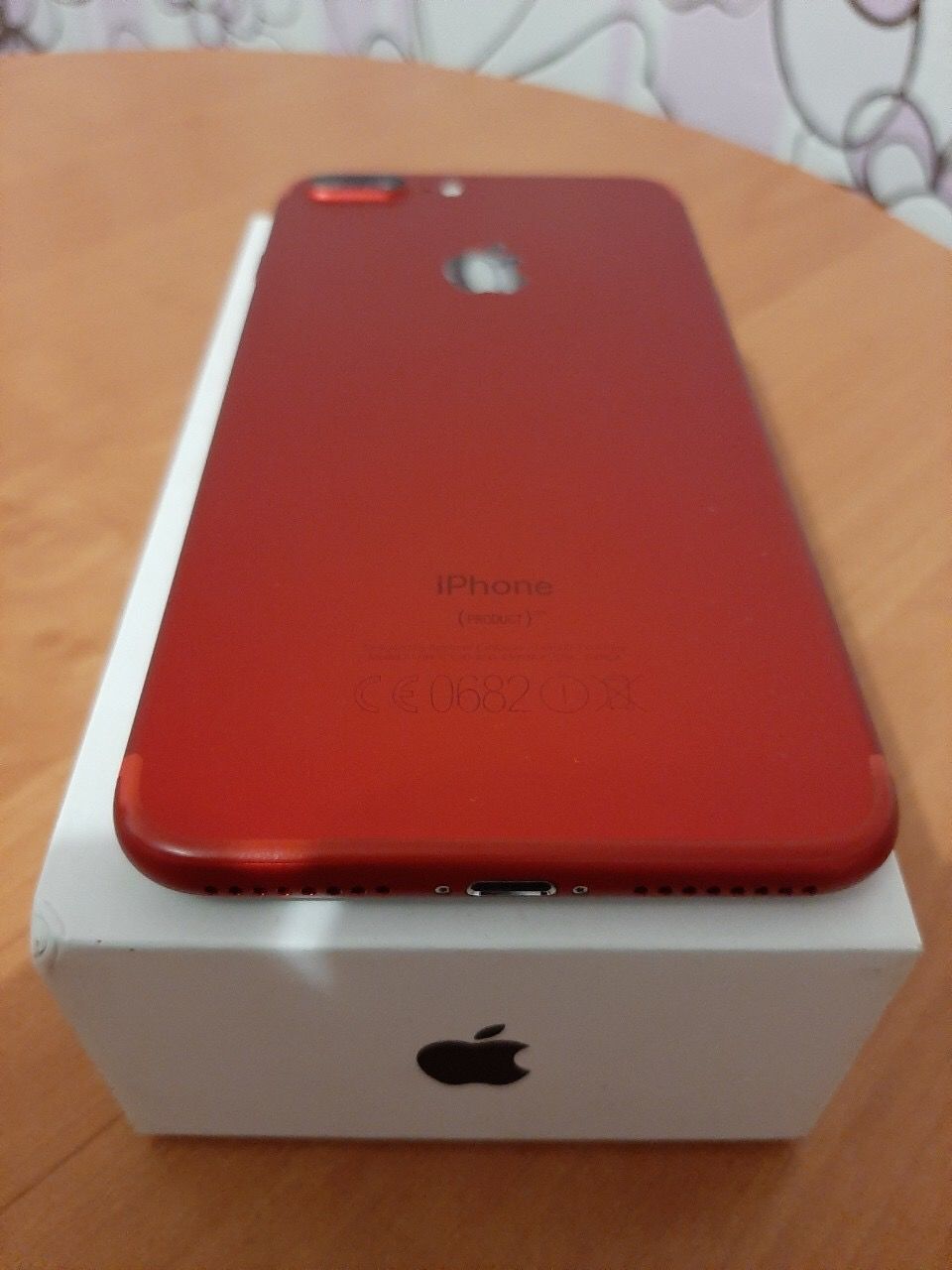 iPhone 7 Plus Product red 128gb