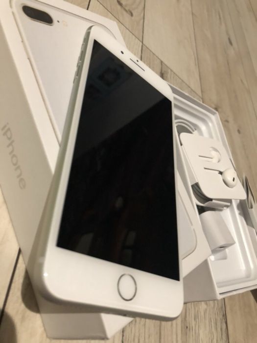 iPhone 8+ silver 64gb