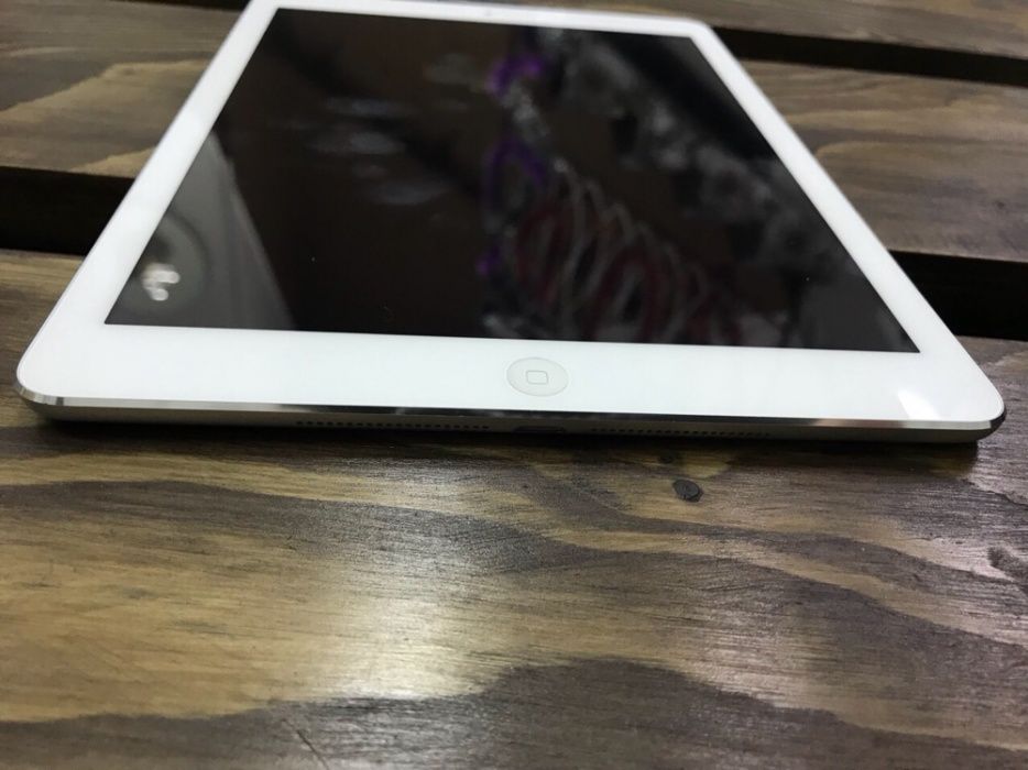 Ipad Air 1 16GB Silver 3G ціна 5700