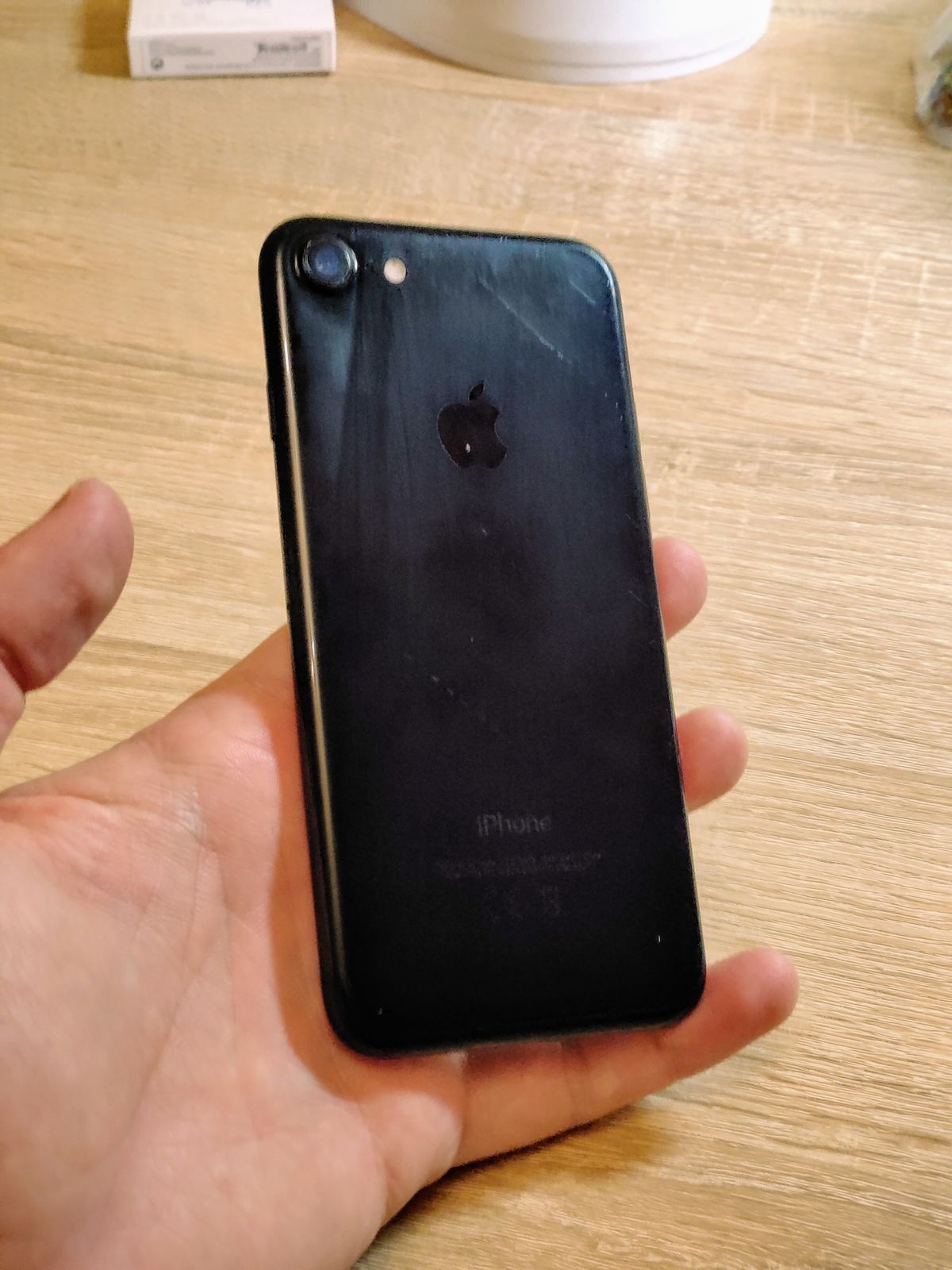 Продам iphone 7_32 black недорогой 5450грн