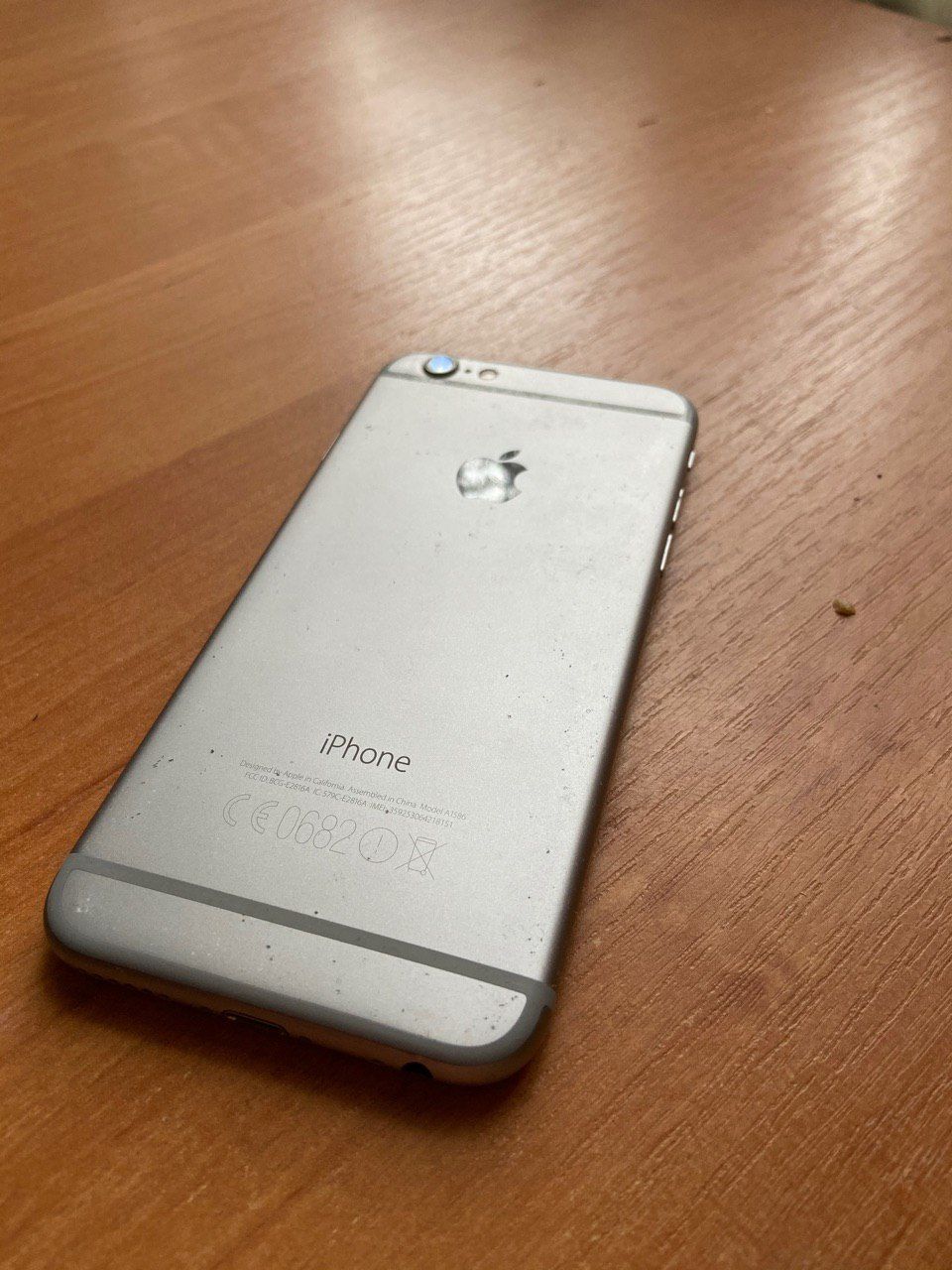 Продам Iphone 6s 