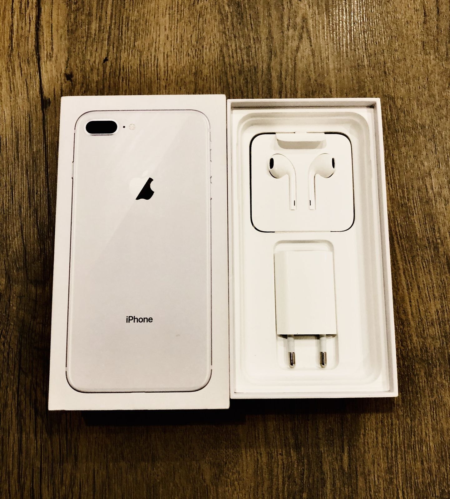 iPhone 8 Plus 