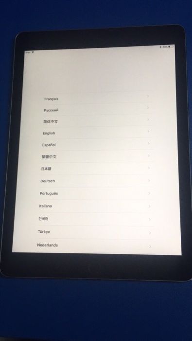 iPad Air 2 ICloud заблокований