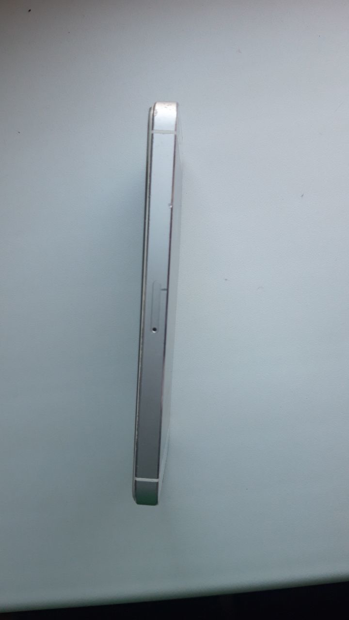 Продам iPhone 5s 16g neverlock 