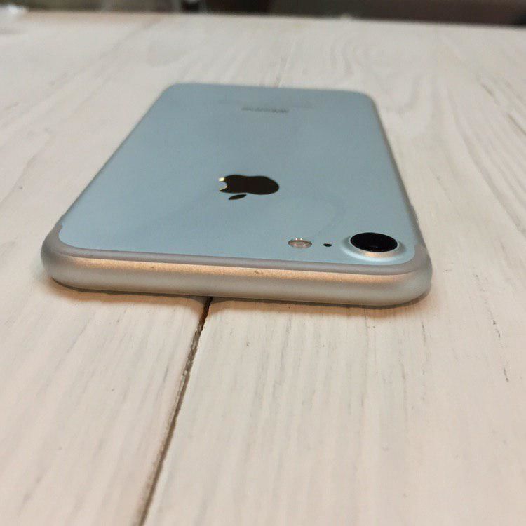 iPhone 7 32gb Silver Grade A