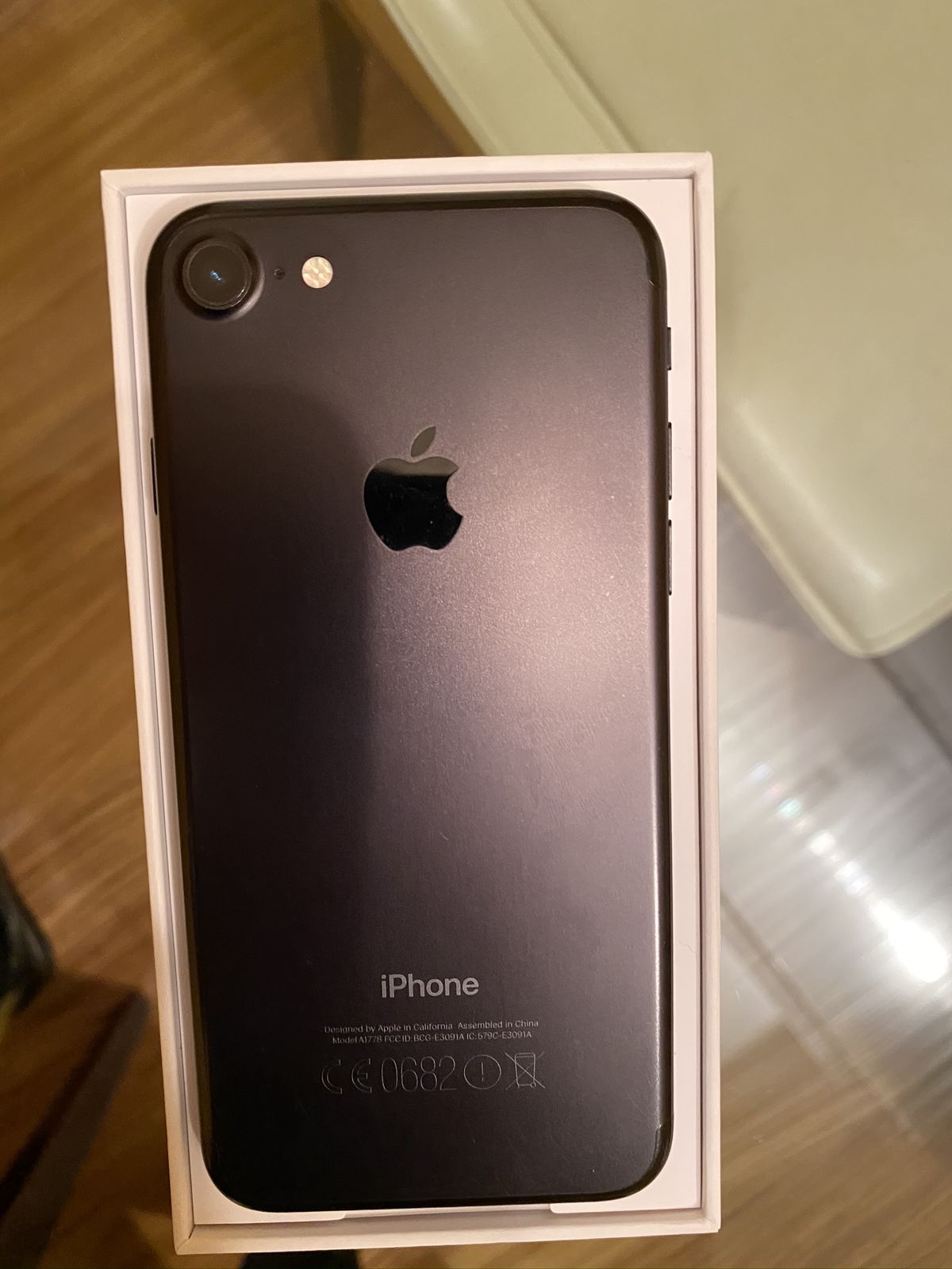 Iphone 7 black 128 gb 