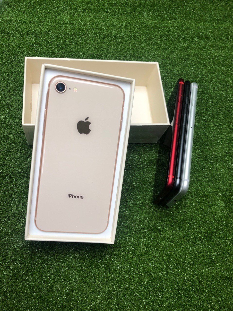 Apple iPhone 8