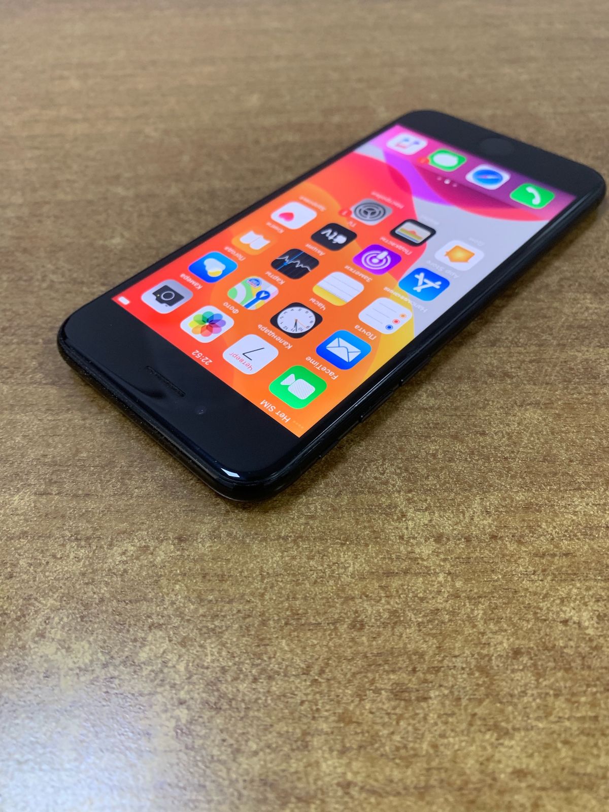 Продам iPhone 7 на 32 Гб, Jet Black