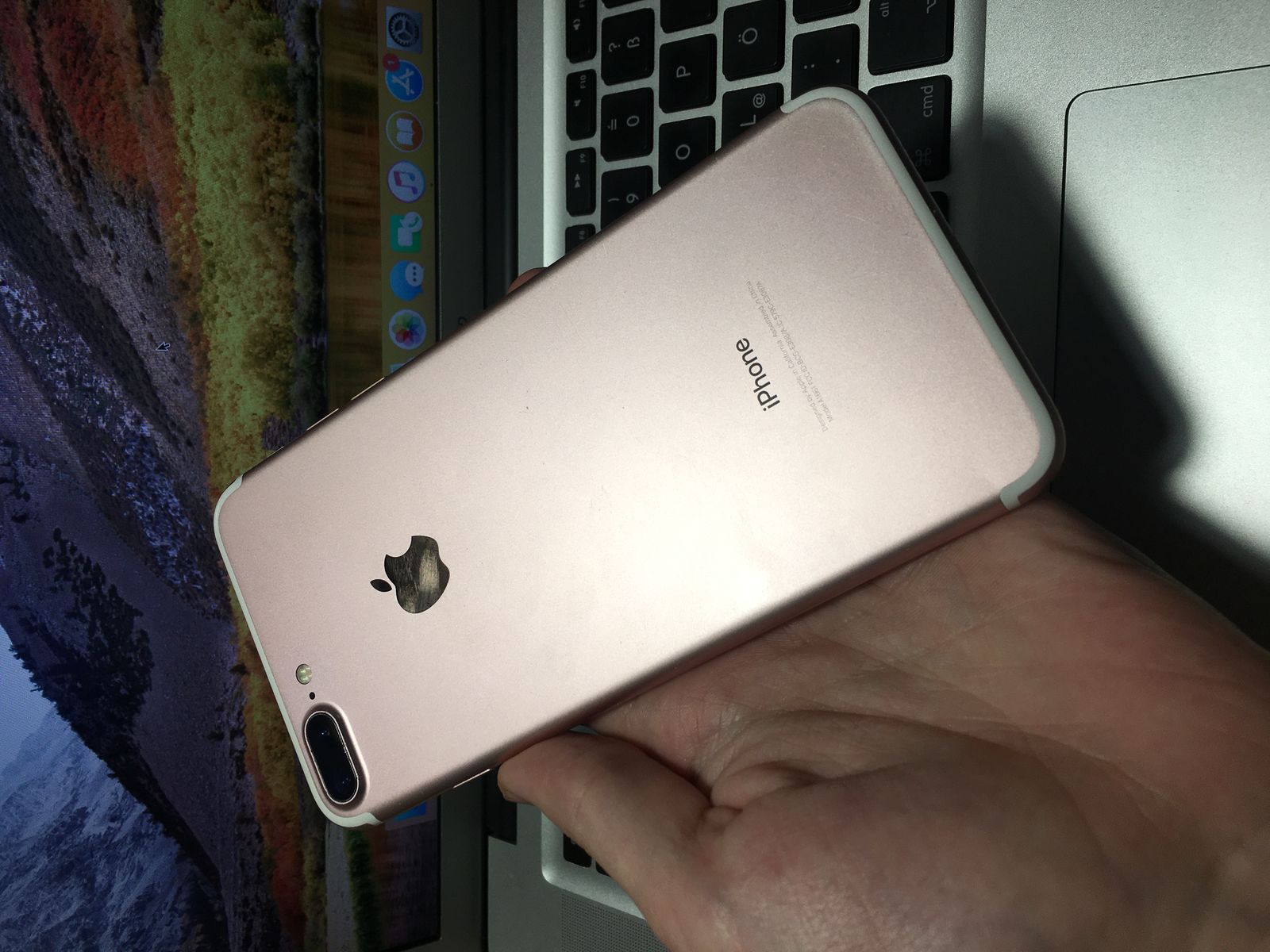 iPhone 7PLUS 128GB Rose Neverlock Гарний стан!
