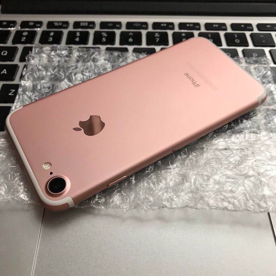 iPhone 7 32GB Rose Neverlock Гарний стан!