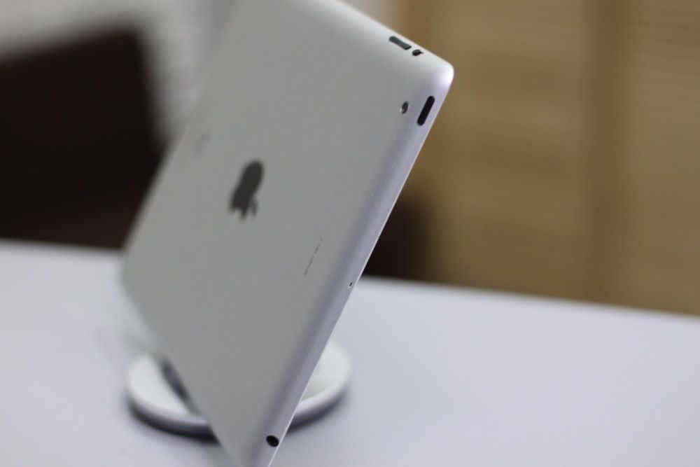 IPad 2 16Gb Space Wi-Fi ціна 2700грн 