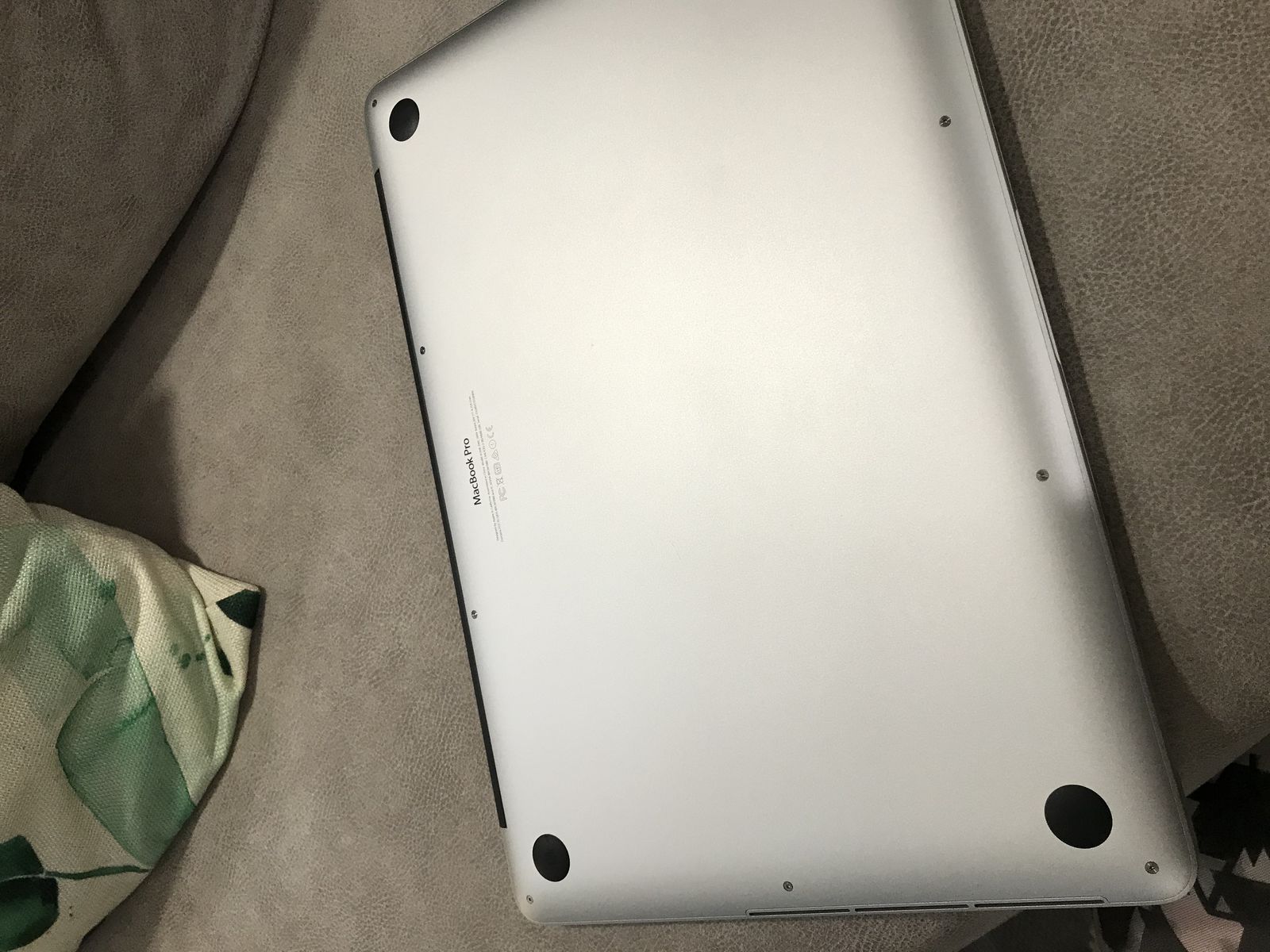 MacBook Pro 15'' (MJLQ2) 2015 i7/16/256 SSD