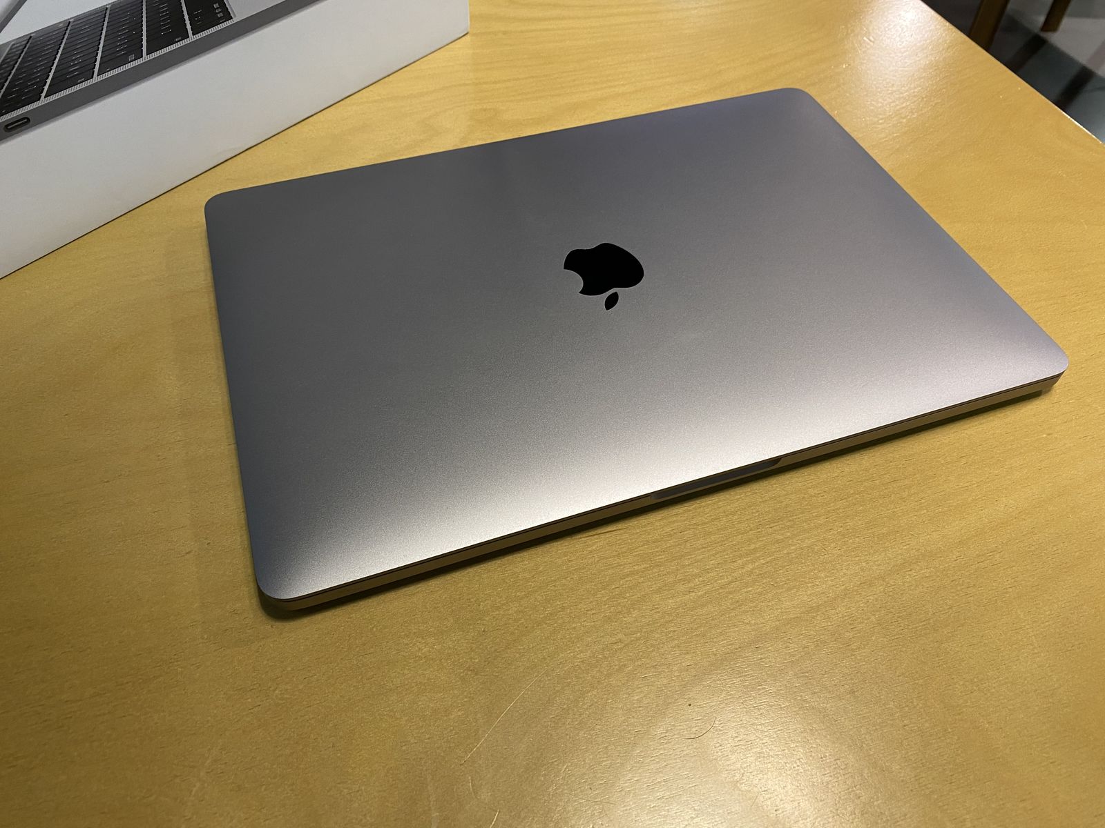 Ноутбук Apple MacBook Pro 13