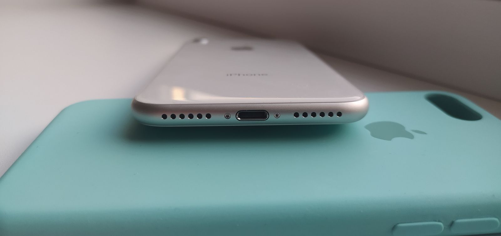 IPhone 8 64