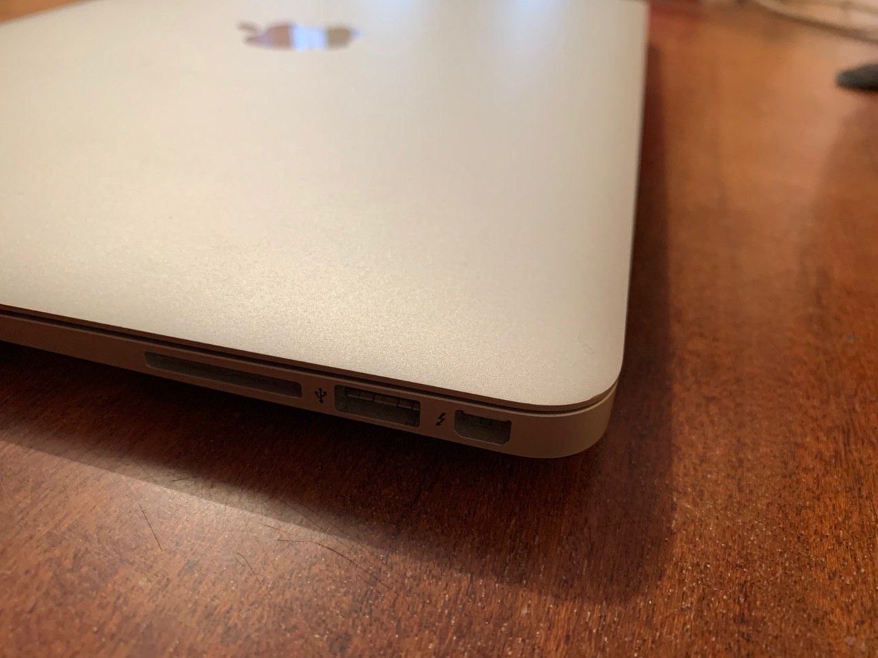 Mac Book Air 13 2015 8/128