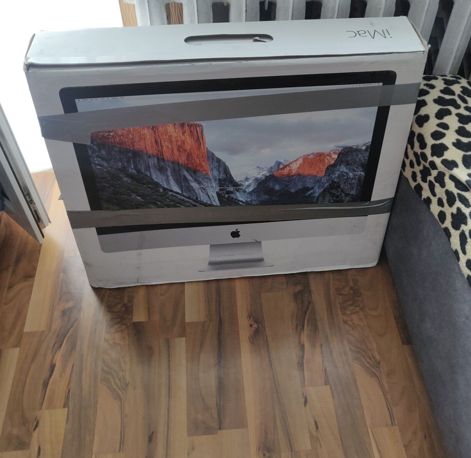 iMac 27 5k inch 2015 4GHz 4 яд core i7/16 ggr3 /AMD radeone r9 m390 2g