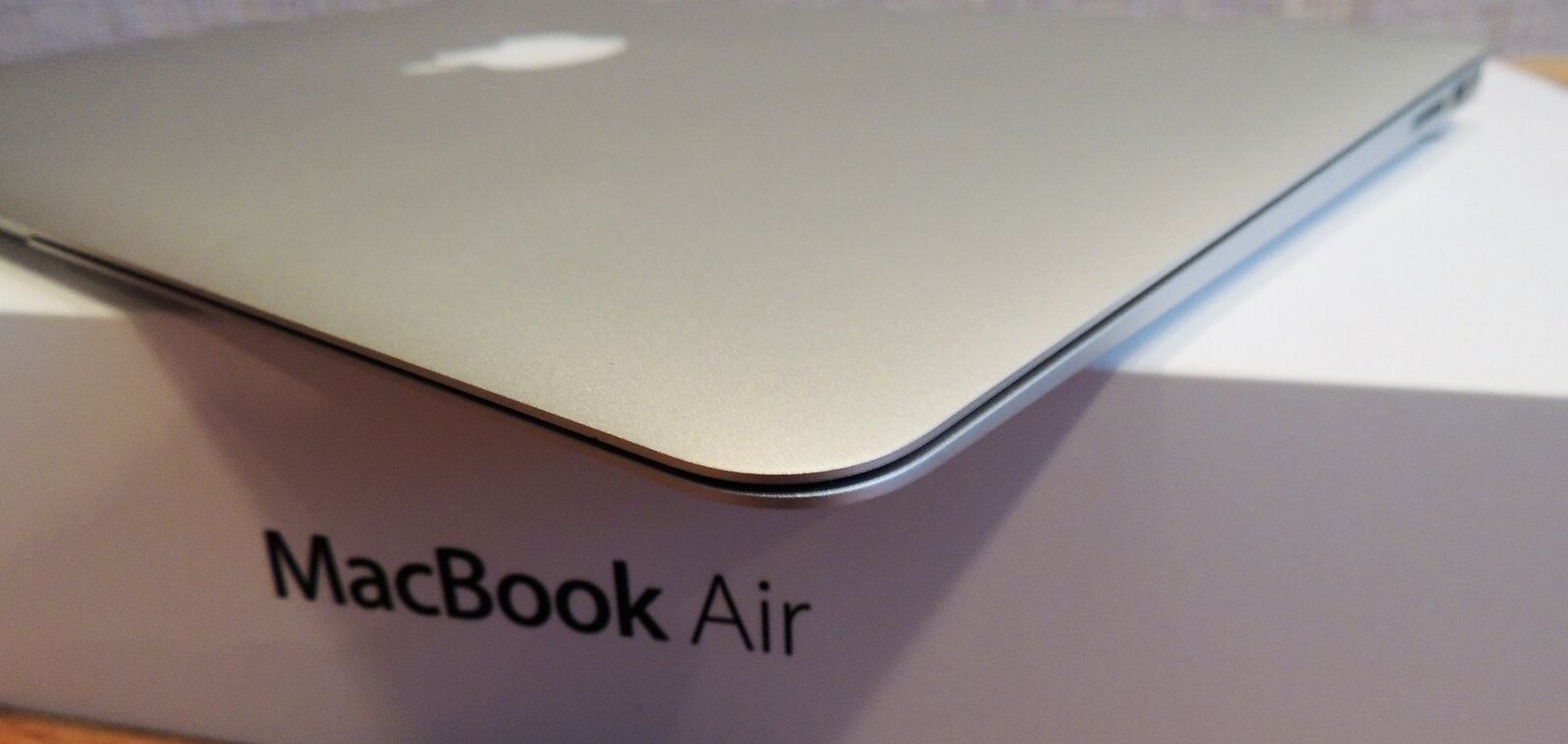 MacBook Air 13 2014 НОВЫЙстан полный заводской комплект