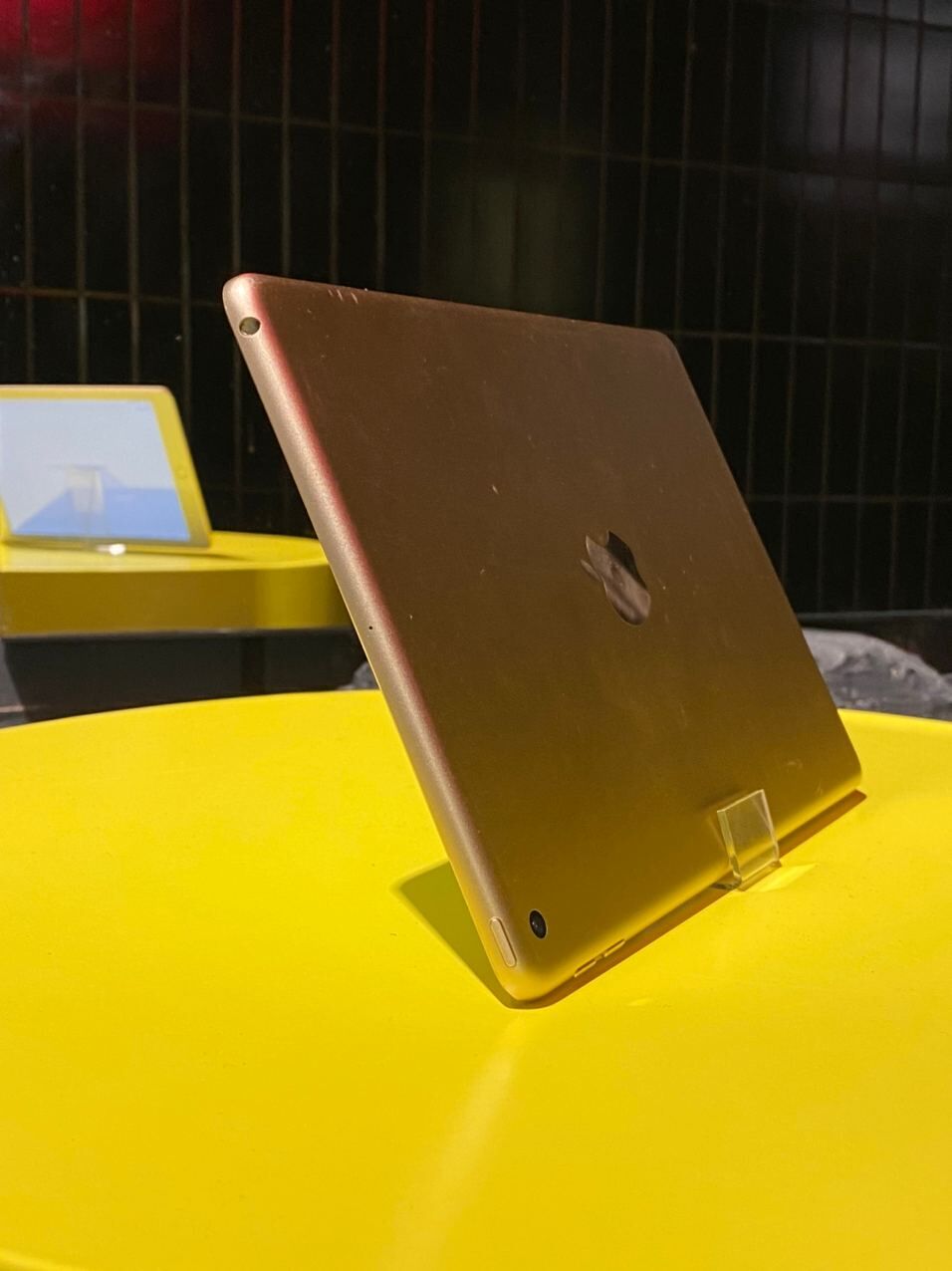 Планшет Apple iPad 9,7