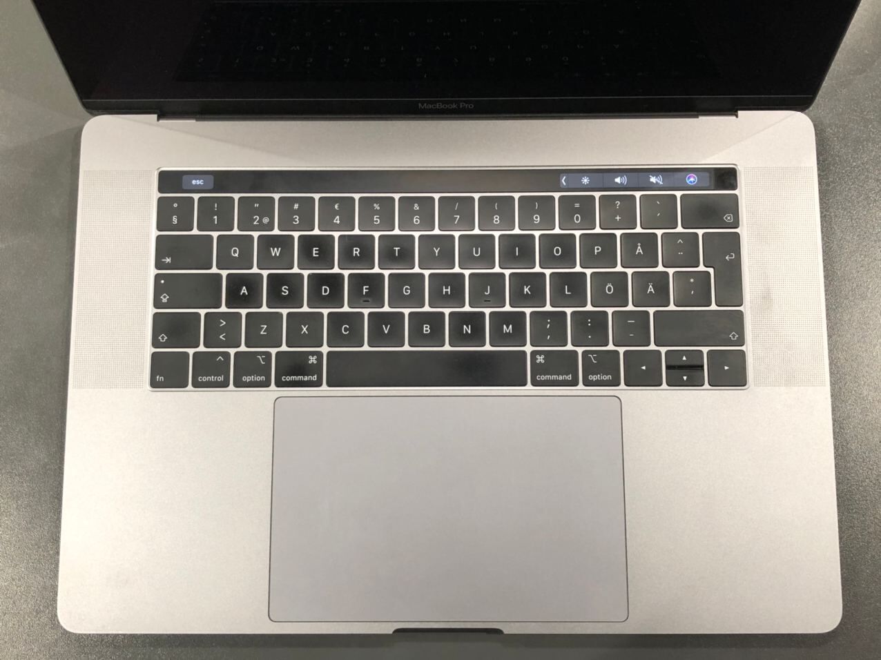 Ноутбук Apple MacBook Pro 15