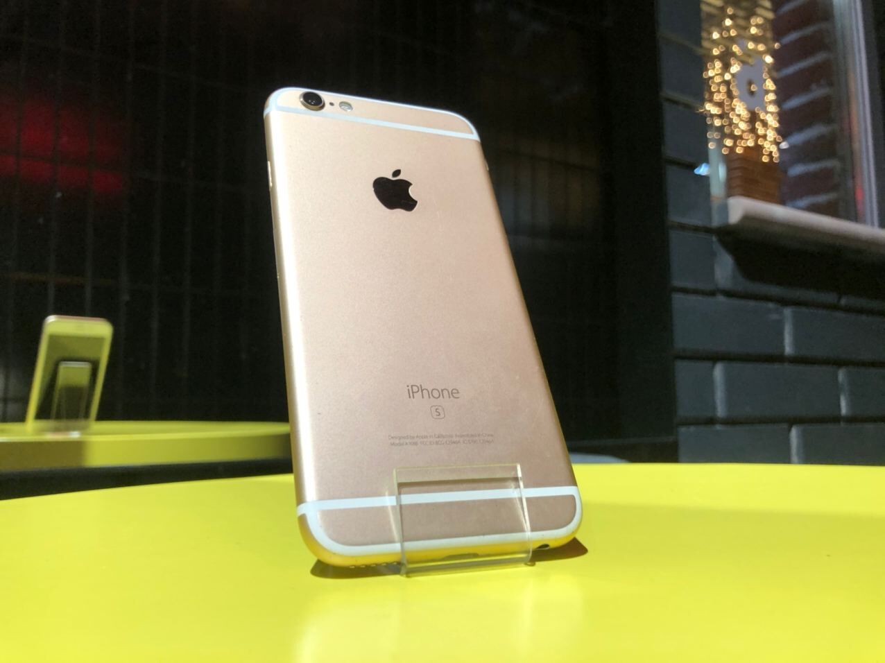 Apple iPhone 6s 16Gb Gold 100% Ємність акумулятора / Гарантія
