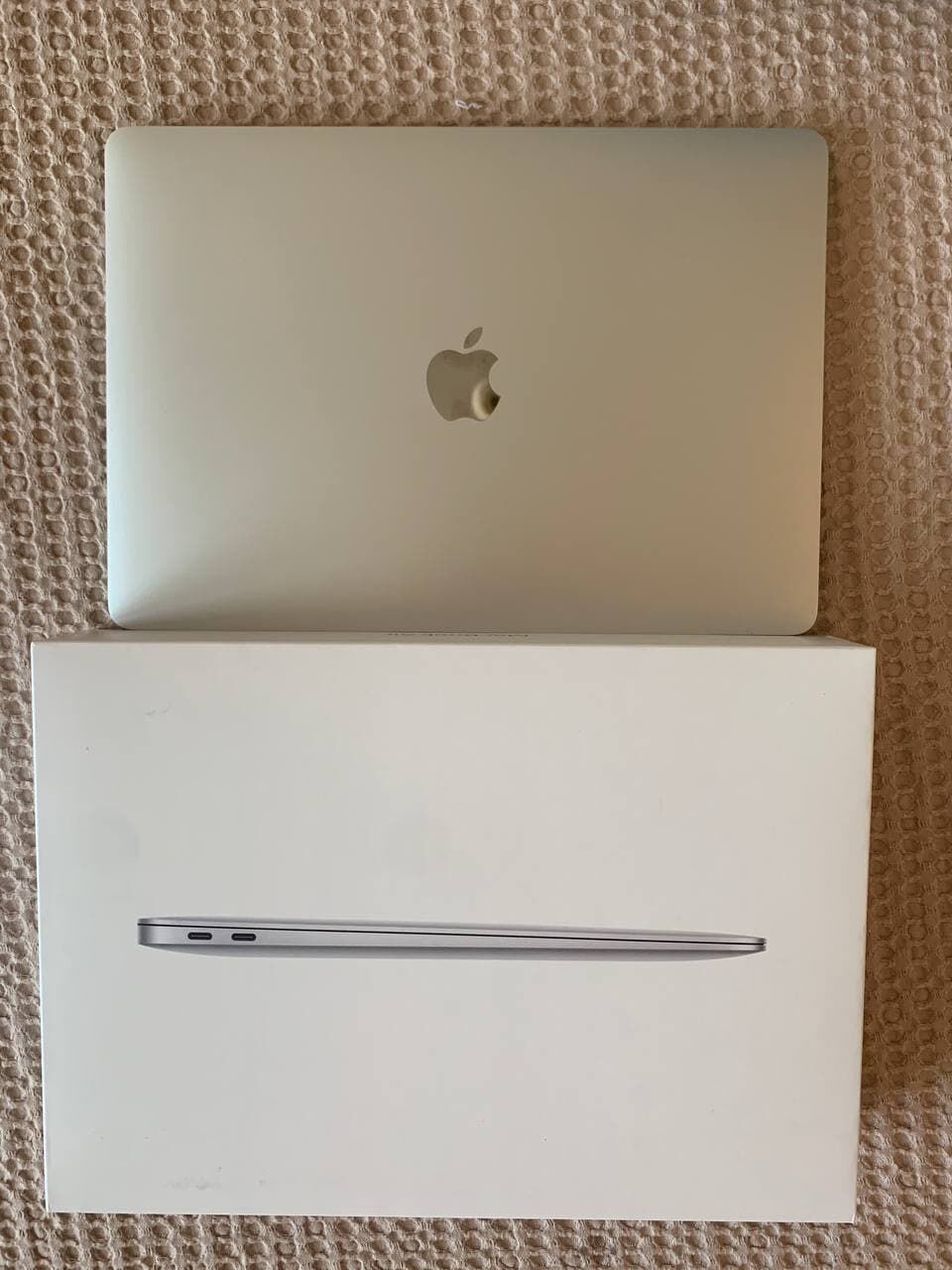 Новый! - Apple MacBook Air M1 13 256 ГБ c 16 ГБ памяти!