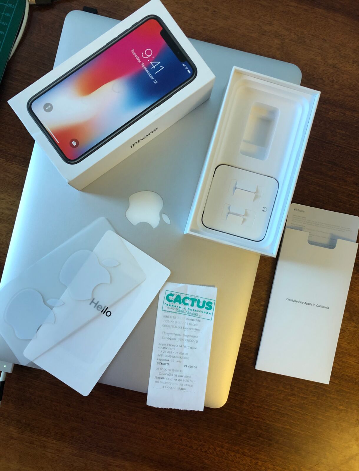 Продаю свой iPhone X 64 GB в идеальном состоянии