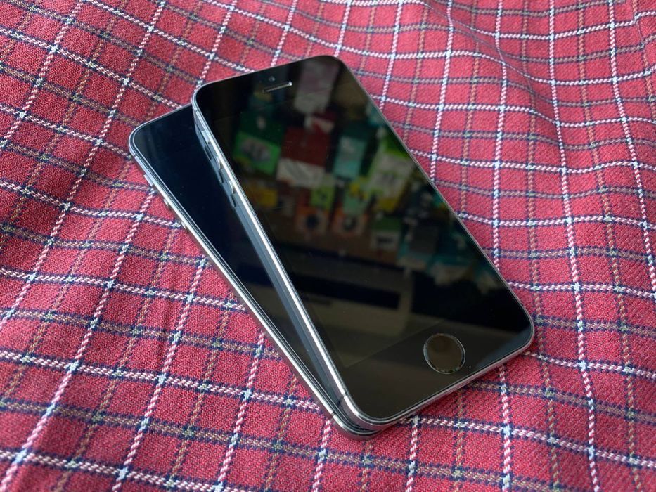 IPhone 5S 16/32/64 оригинал/купить/айфон/роботы/ребенку